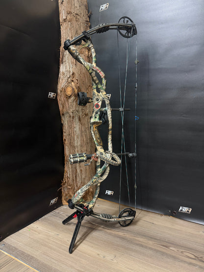 Hoyt Carbon Matrix (Pre-Owned)