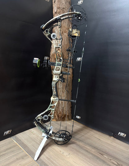 Bowtech Core SR Realtree Bundle